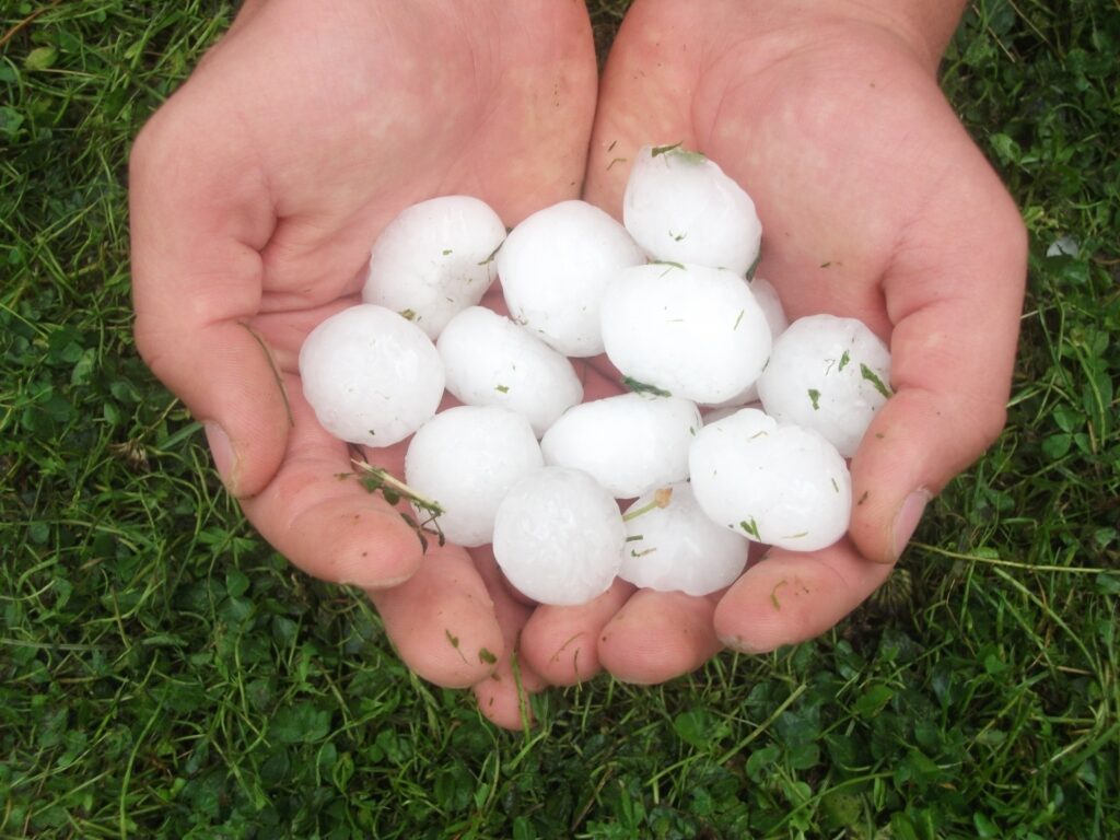 hail-1914266